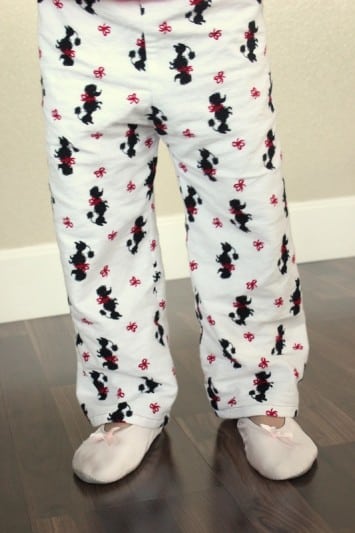 Sewing your own pajama pants is easier without a pattern for a perfect fitting pair every time!