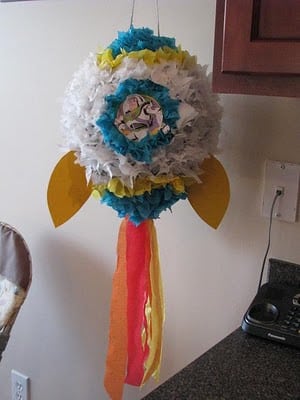 Buzz Lightyear piñata
