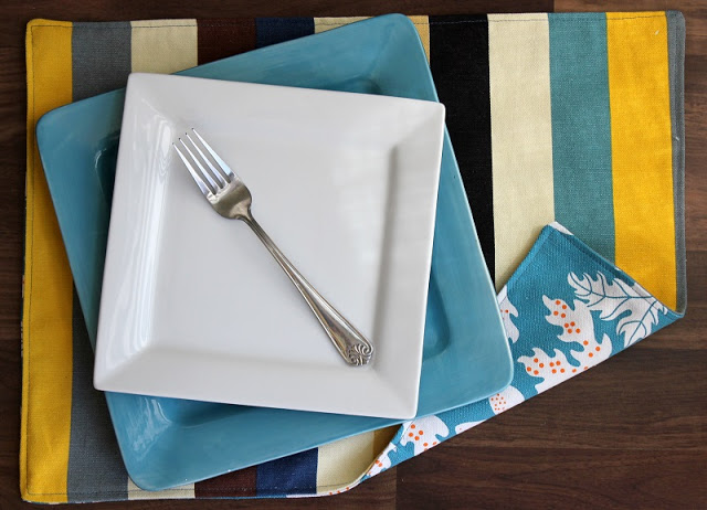 plate on placemat