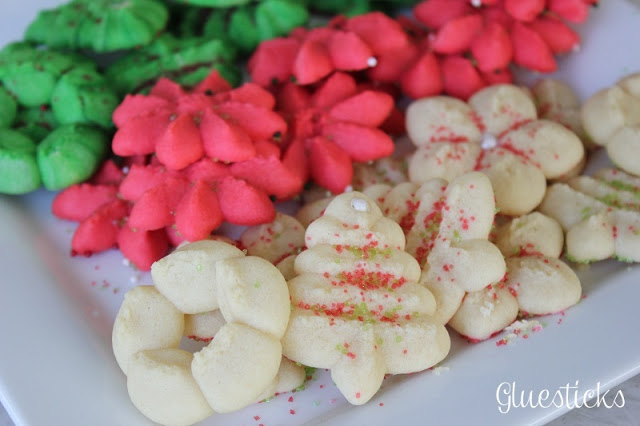 red green and white spritz cookies