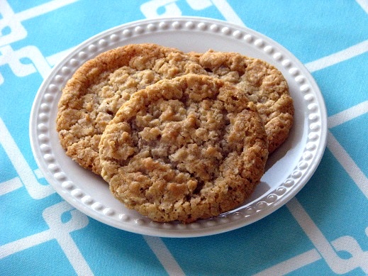 3 oatmeal cookies