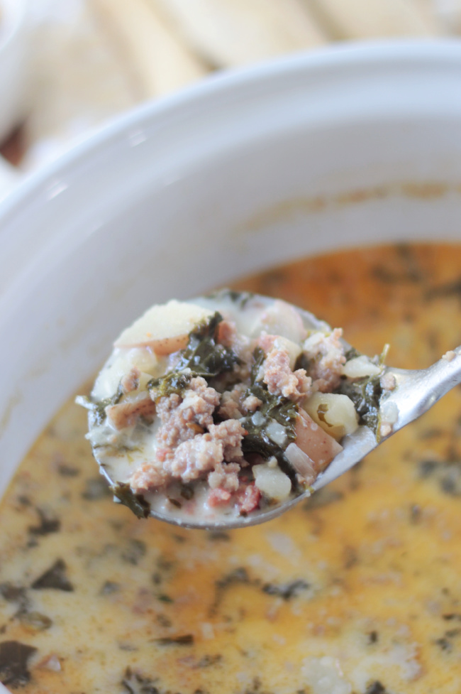 ladle of zuppa toscana soup