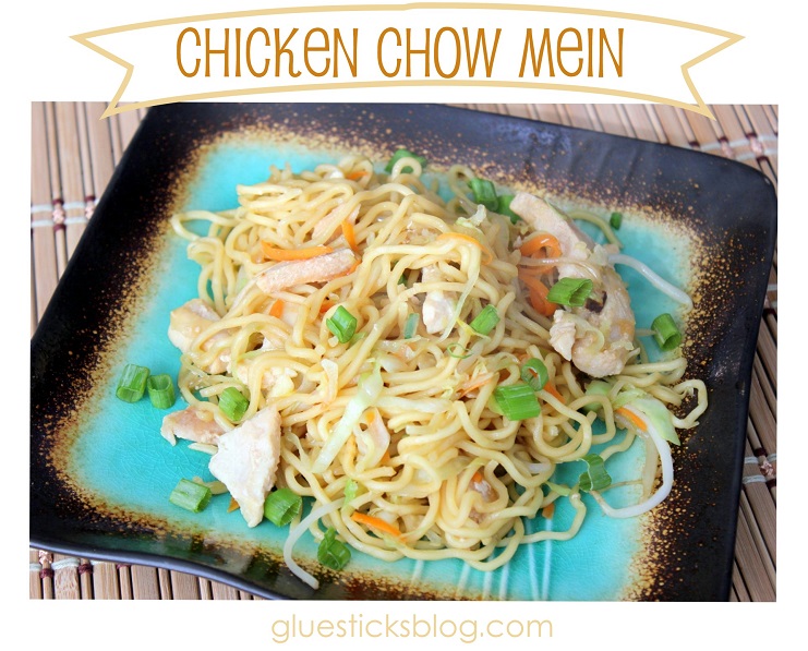 chicken chow mein on plate