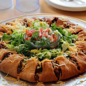 crescent taco ring on pizza pan