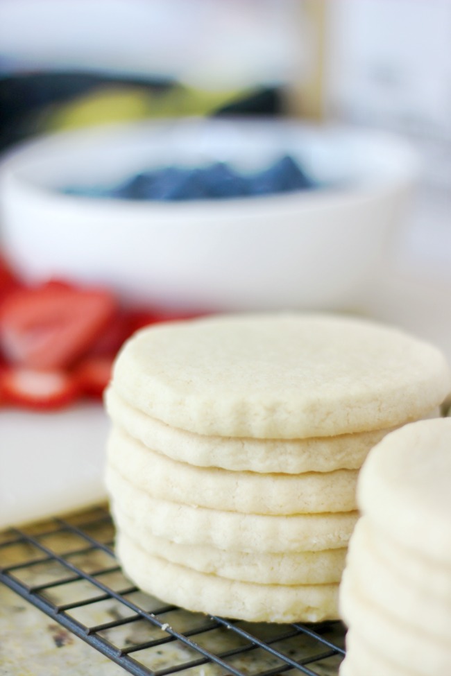 stack of sugar cookies for making fruit pizzas