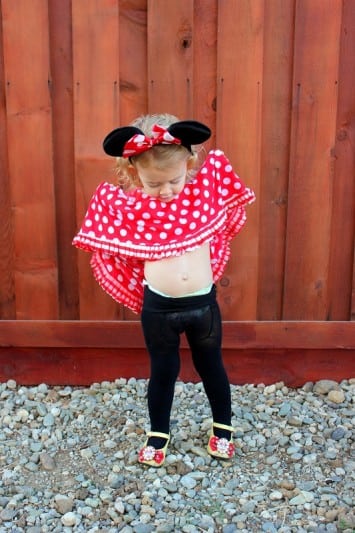 DIY Minnie Mouse Knee Patch Pants and Shirt - Girl Loves Glam