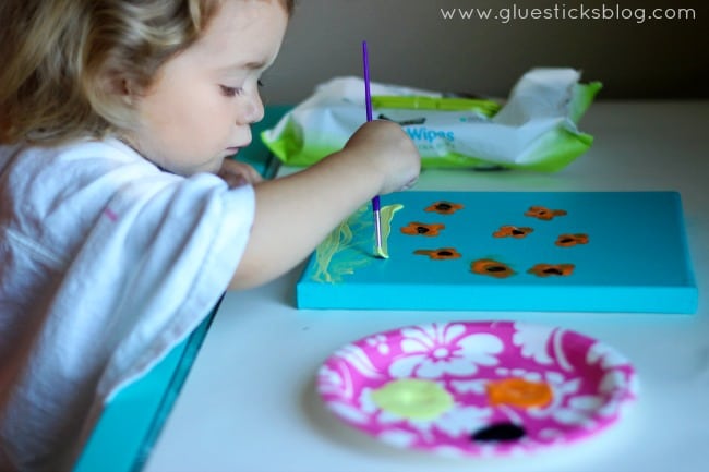 toddler painting canvas