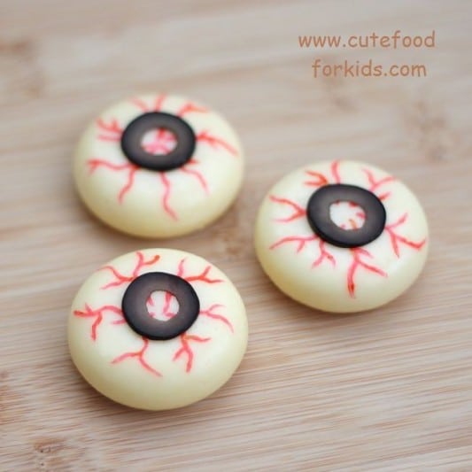 baybell cheese zombie eyes snacks for halloween parties