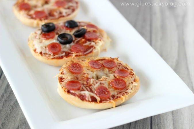 pizza mini bagels 2