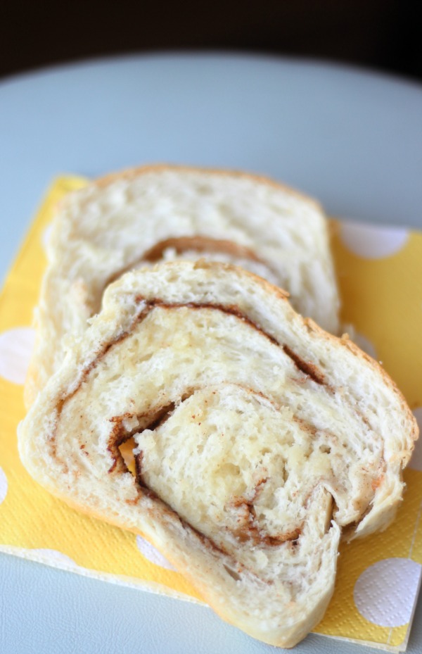 A collection of our favorite easy bread recipes. From banana bread to Amish white bread, you are sure to find the perfect comfort bread recipes in here!