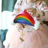 rainbow glitter craft