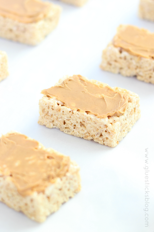 rice krispies treats spread with peanut butter