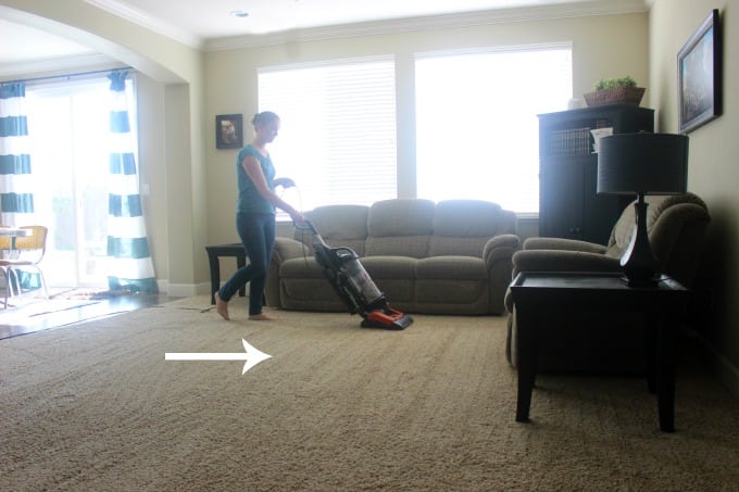 How to Thoroughly Vacuum a Room