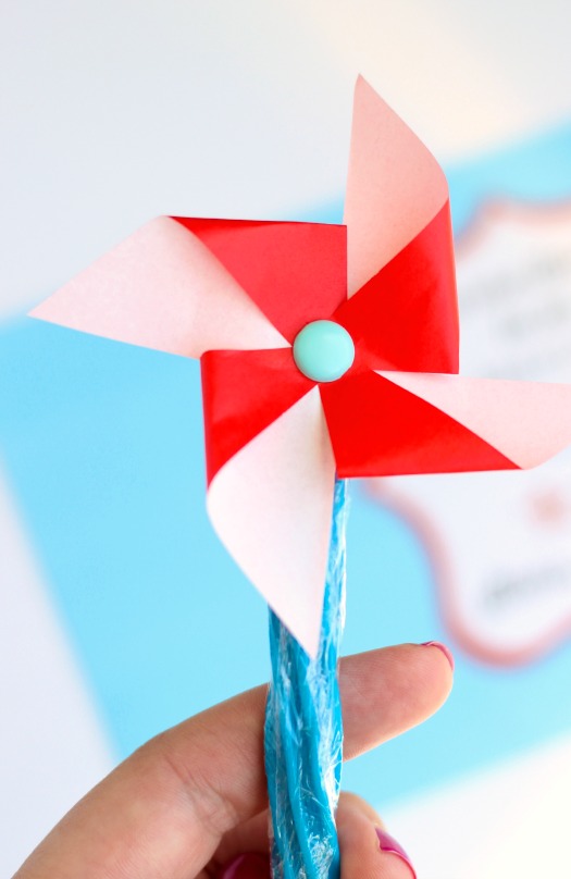 DIY: Paper Pinwheels & Candy Centerpiece // Hostess with the Mostess®