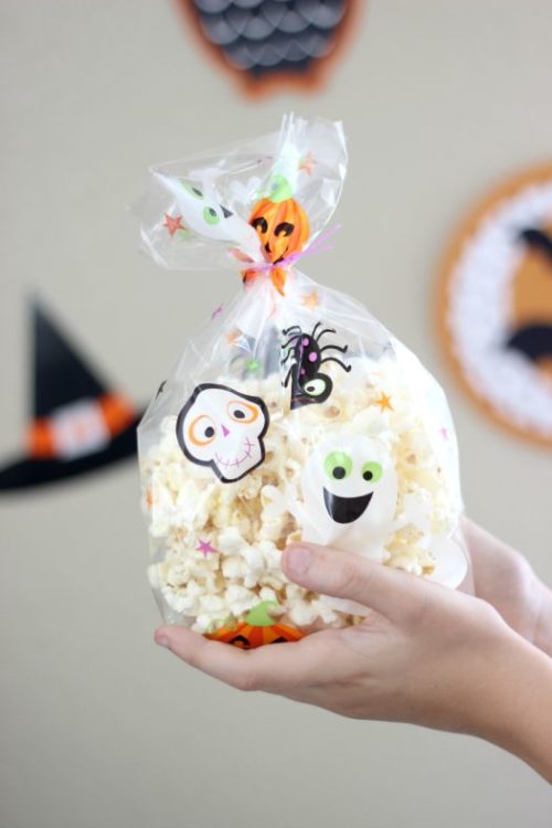 Halloween Movie Night! With Home Run Inn Pizza - Gluesticks Blog