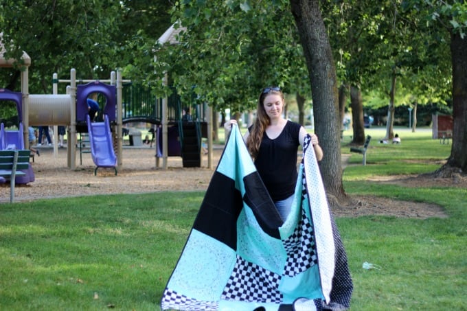 folding up bandanna picnic blanket