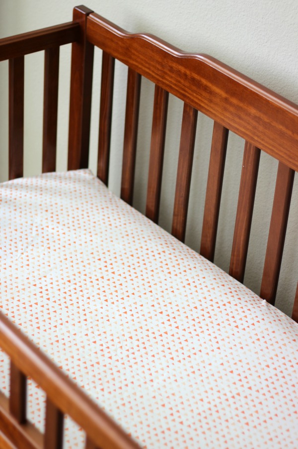 Here is a quick and easy DIY crib sheet that only takes 30 minutes to make. Make a few to keep on hand for baby gifts!