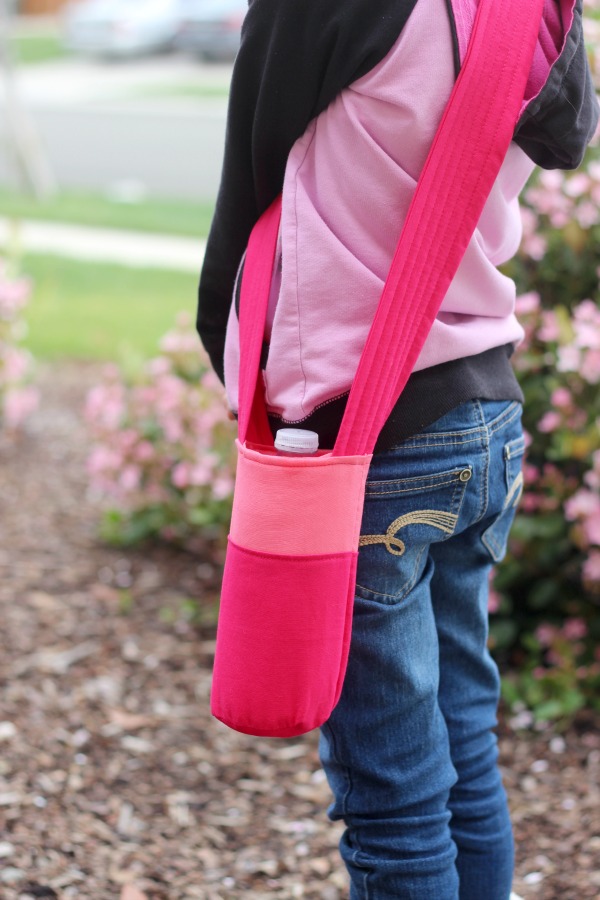 Help kids stay hydrated sew up a bright and bold water bottle holder that they can carry on their own. A great option for field trips & summer activities!