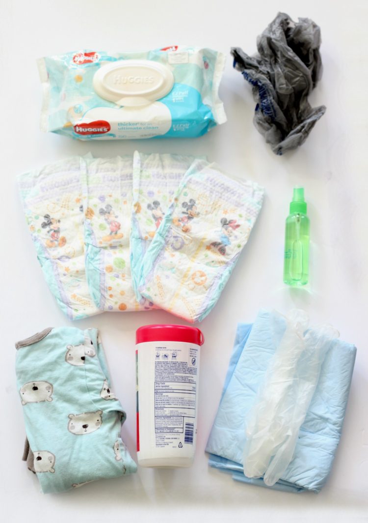 Every mom needs an emergency diaper changing kit to keep in the car. A friend gave one to me, and now I'm giving one to you. You'll thank me someday!