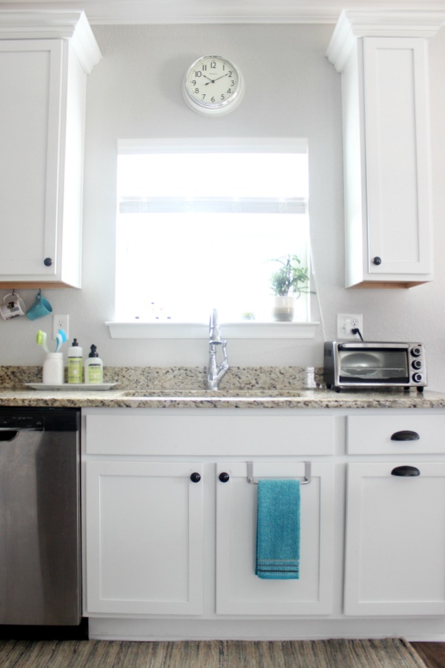 clean and tidy kitchen