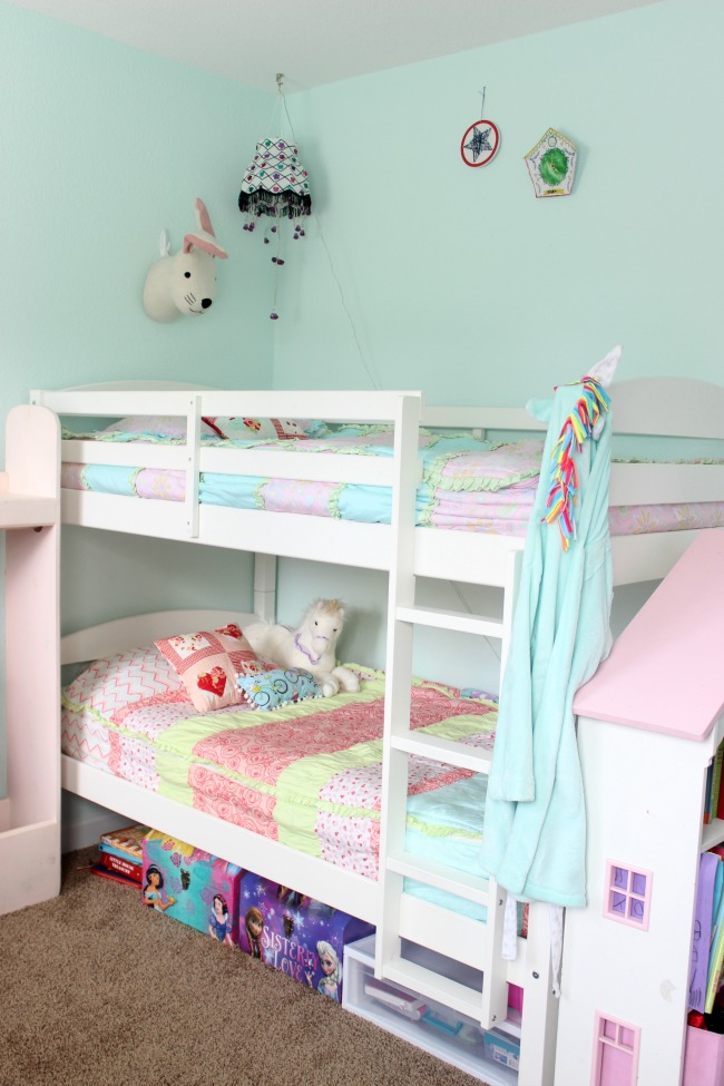 girls bedroom storage