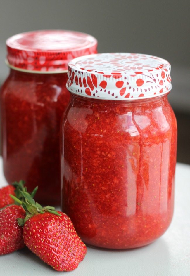 Strawberry Raspberry No Cook Jam Recipe - growingafricanhairlong