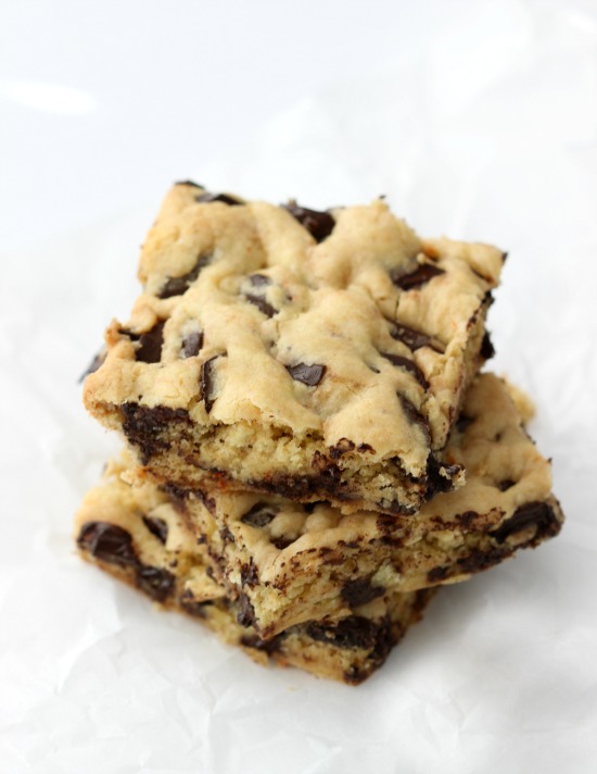 This might just be the easiest recipe for kids to bake! 1 box of cake mix, 2 eggs, 1/3 c. melted butter and 1 bag of chocolate chips. Pat in a pan and bake for 20 minutes at 350 degrees. These cookie bars are a fun spin on the traditional cake mix cookie recipe!