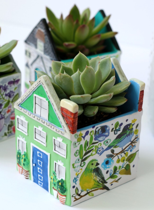 Brighten your teacher's day with this darling Teacher Appreciation gift! Succulents are very easy to care for and add a pop of color to any desk or window sill. Tuck one inside a mini planter for a quick and easy gift!