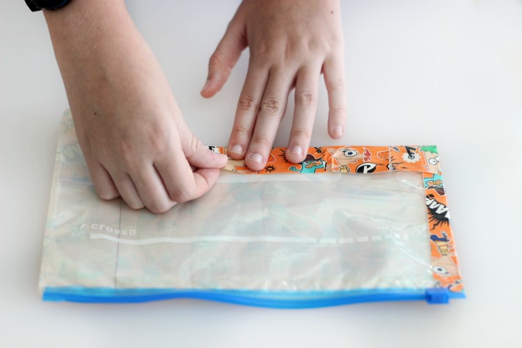 DIY Duct Tape Ziploc Bag Organizer Tutorial - Artsy Momma