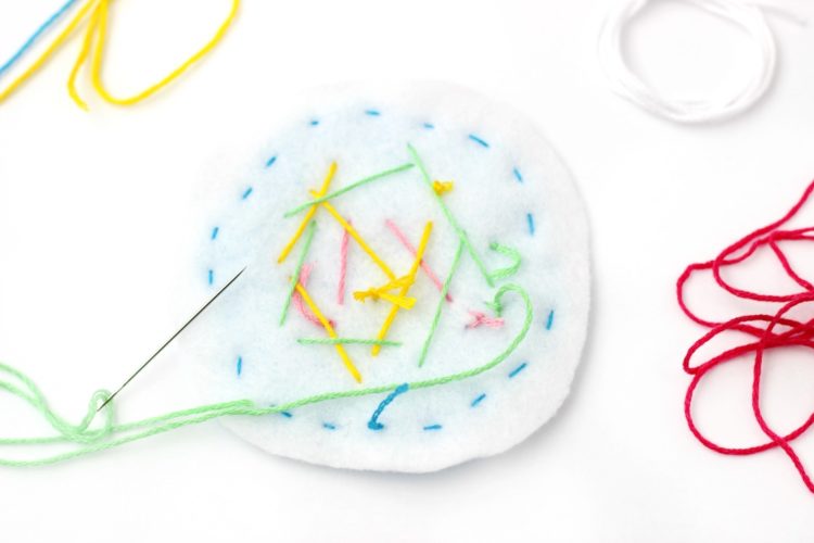 Now that you’re learning to sew, you’ll need a place to keep all of your pins. Here is a simple DIY felt pincushion shaped like a sugar cookie! Complete with your favorite flavor of frosting and colorful sprinkles! 