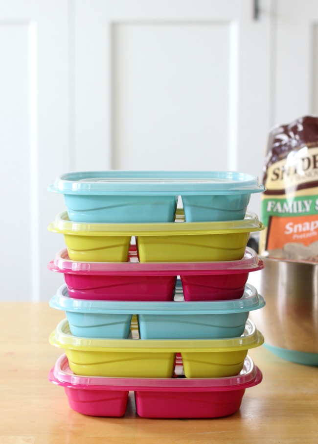 plastic food containers stacked with lids