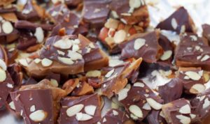 The Best English Toffee Recipe For Beginners with Photo Instructions