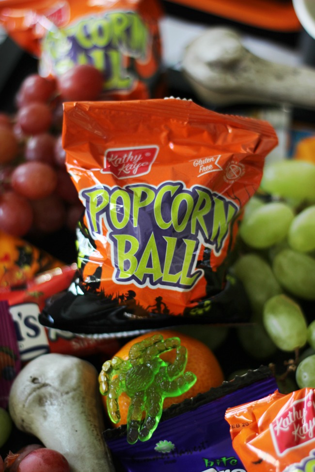 popcorn balls for halloween party for kids