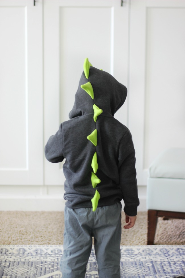 Toddler dinosaur hoodie store with spikes