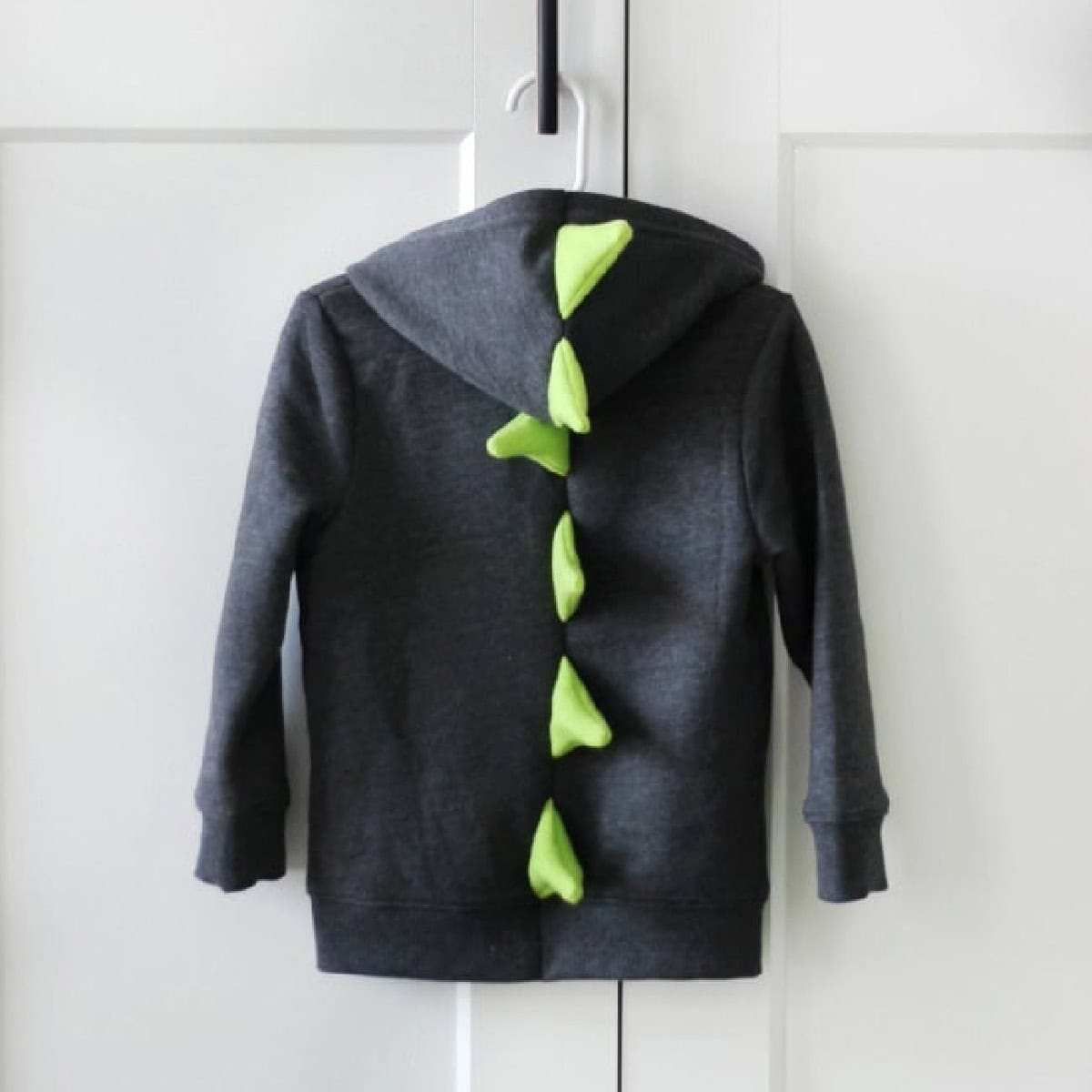 トップス DINOWORKS egg hoodie setup first-alpha-direct-hoody-