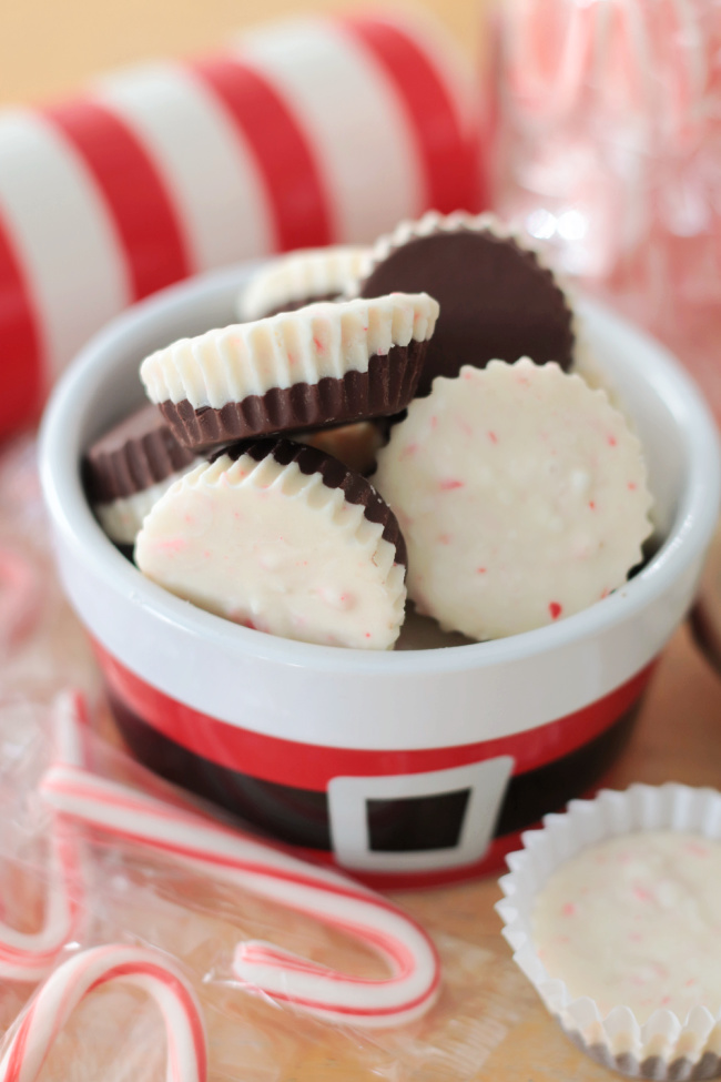 holiday cup of mini peppermint bark cups