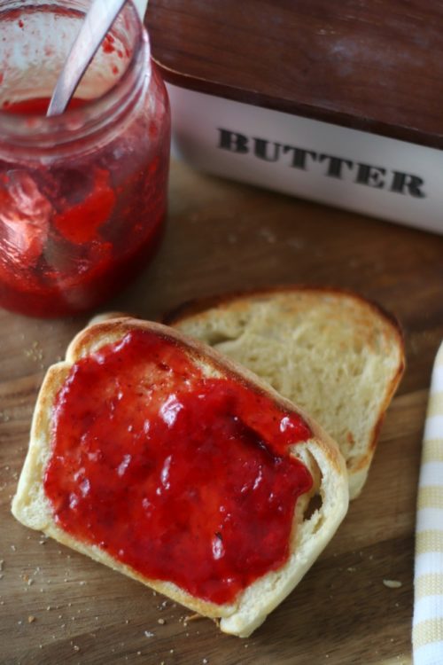 english muffin toast with jam