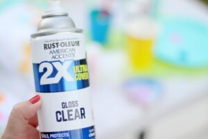 can of clear spray paint