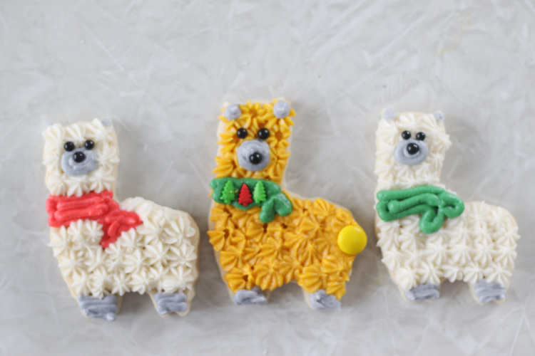 3 llama sugar cookies