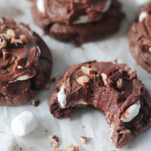 Cookies and Cream Cookies - Celebrating Sweets