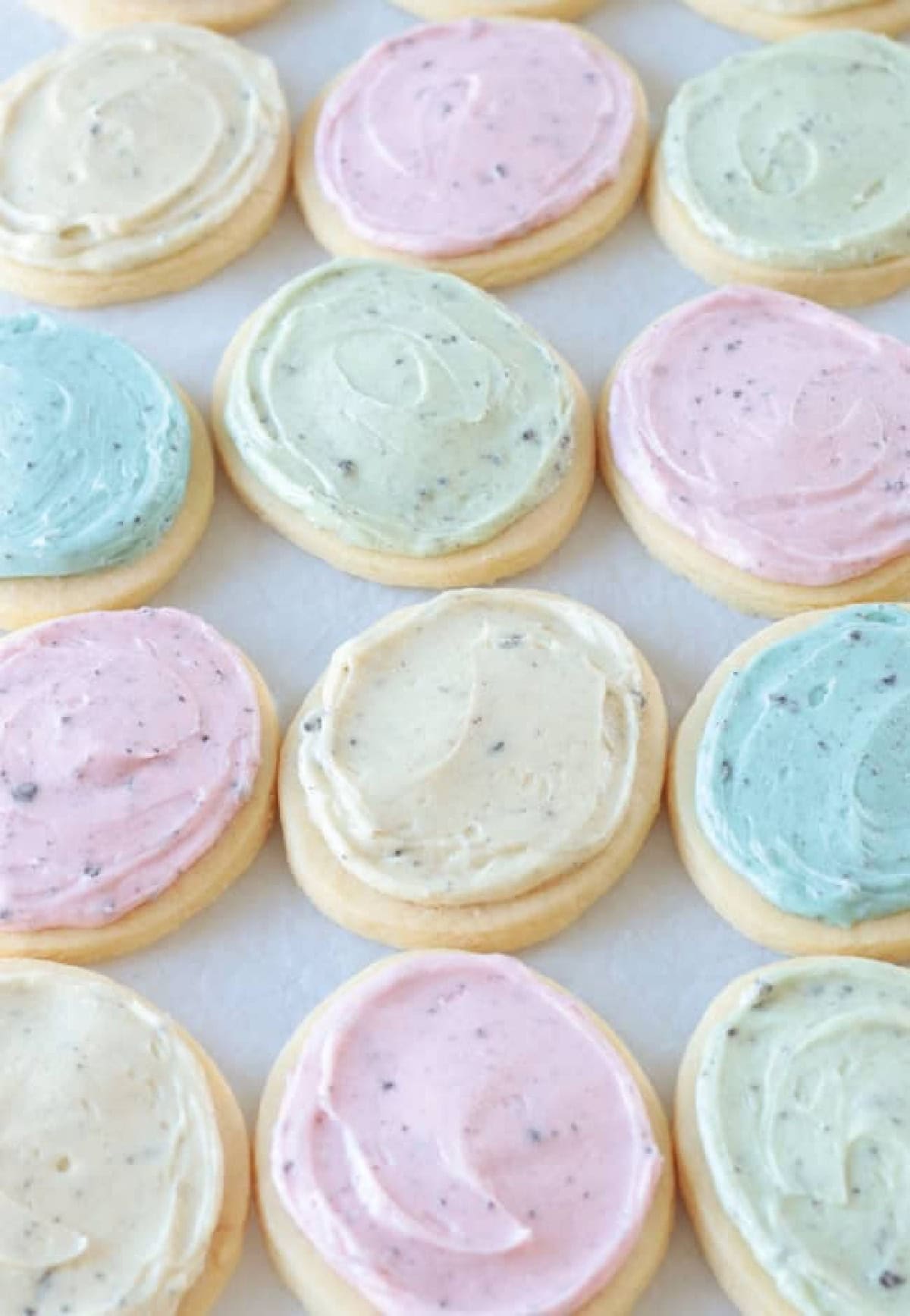 Robin egg sugar cookies in pastel colors.