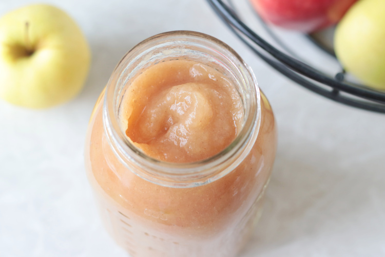 open jar of applesauce