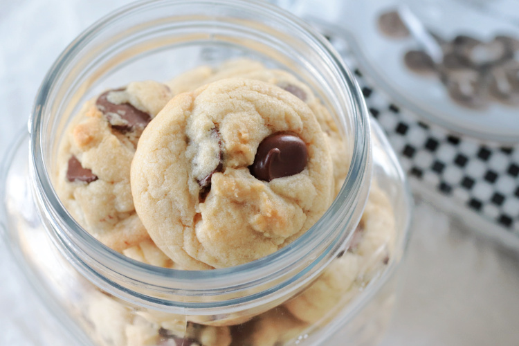 jar of chocolate chip cookies