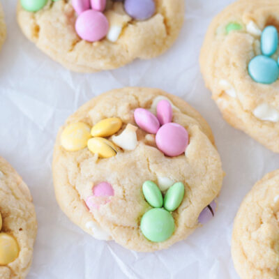 M&Ms in bunny shapes on cookies