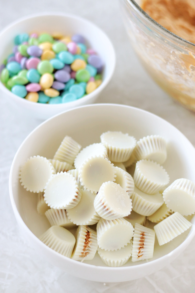 bowl of white chocolate peanut butter cups