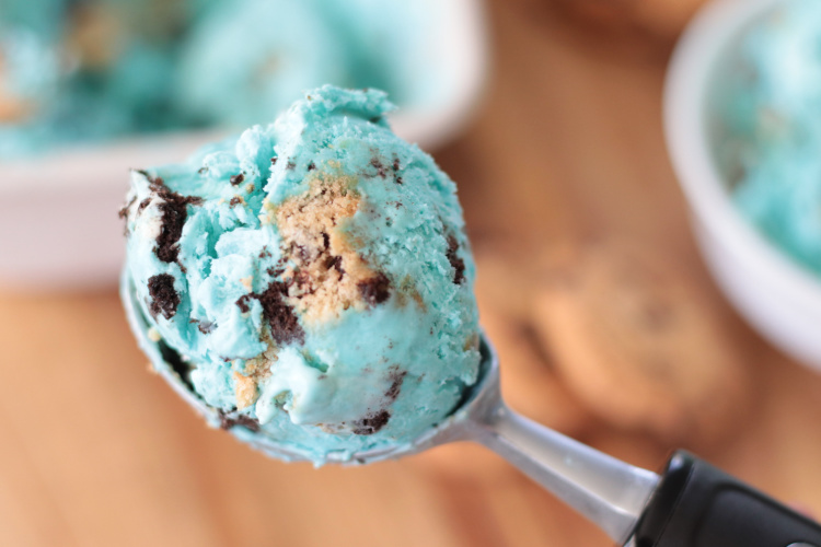 scoop of no churn Cookie Monster ice cream