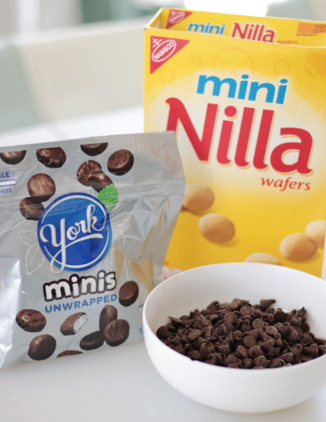 bag of mini peppermint patties, bowl of chocolate chips and box of Nilla wafers
