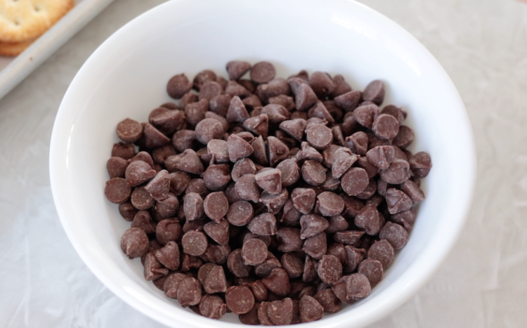 white bowl of chocolate chips