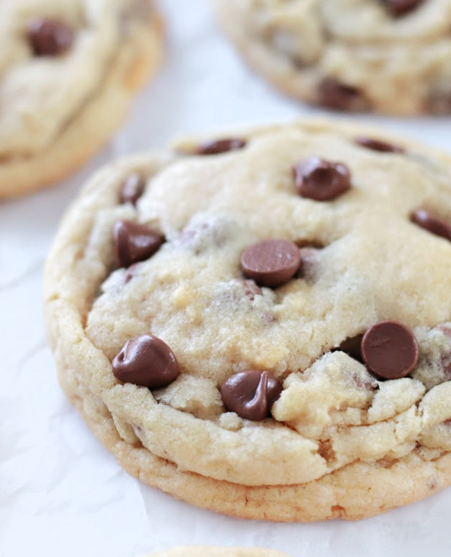 Bakery Style M&M Cookies (Video) - Gluesticks Blog