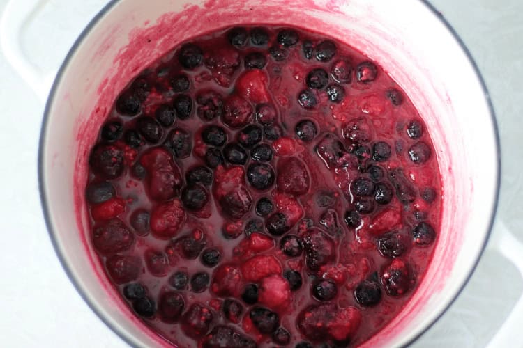 pan of simmered mixed berries